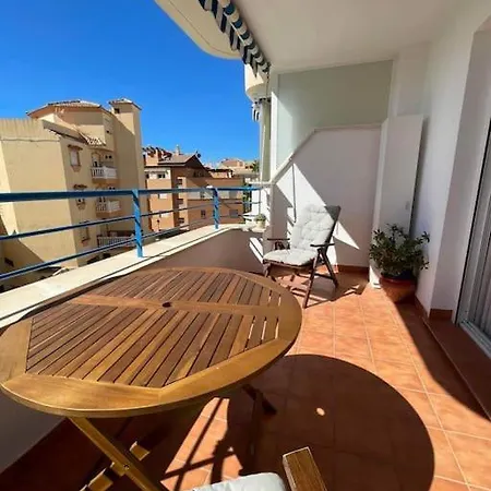 South Facing 1 Bed Apartment, Near Apartment *